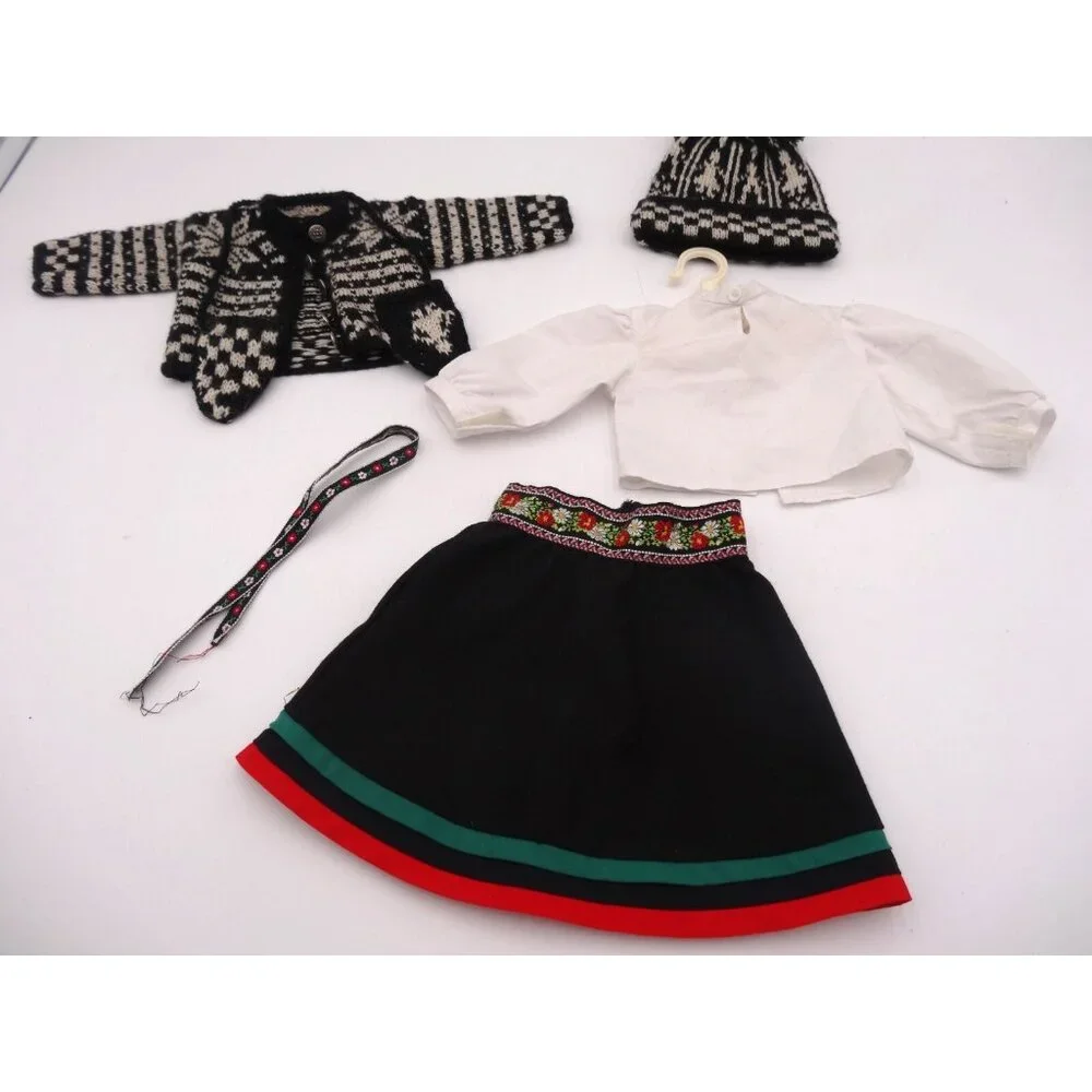 American Girl Kirsten's Winter Woolens Skirt Sweater Hat Mitten Ribbon Hanger To